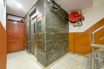 LIFT  ELEVATOR